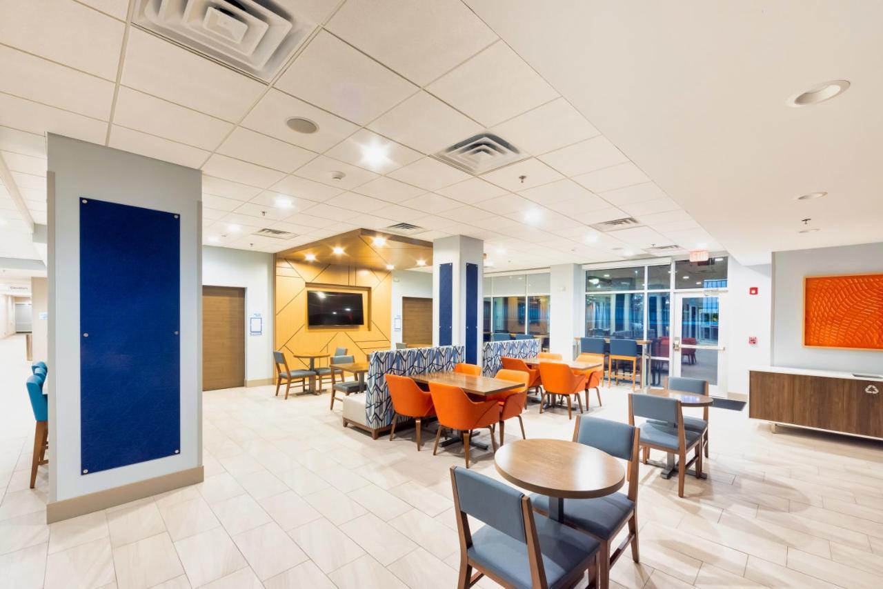 Holiday Inn Express & Suites - Harrisonburg University Area , An Ihg Hotel Zewnętrze zdjęcie